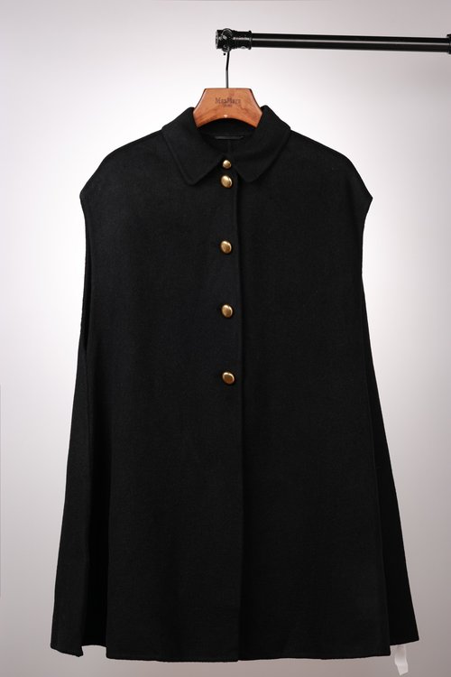 Max Mara Vest - Style Wool - Cashmere Coat in White, Black and Gray with Dust Bag