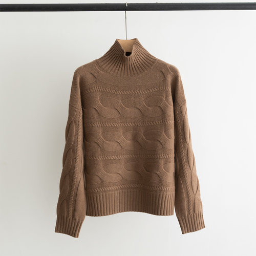 Max Mara High-Collar Ribbed Cashmere-Wool Knit Sweater with Twisted Design
