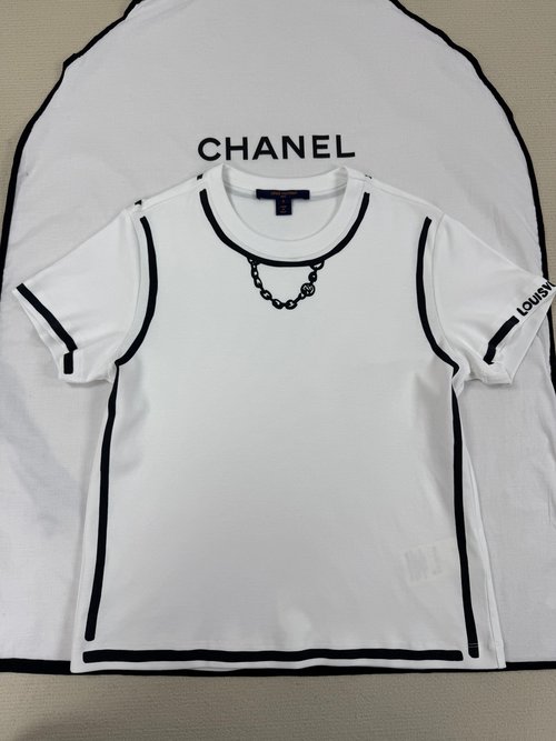 Louis Vuitton Detailed Short-sleeved Shirt
