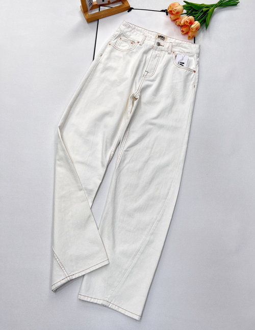 Maison Margiela Designer Jeans with Hollow Back, Comfortable and Stylish