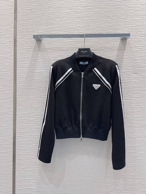 Prada Fashionable New-style Coat with Exquisite Details and Superior Craftsmanship