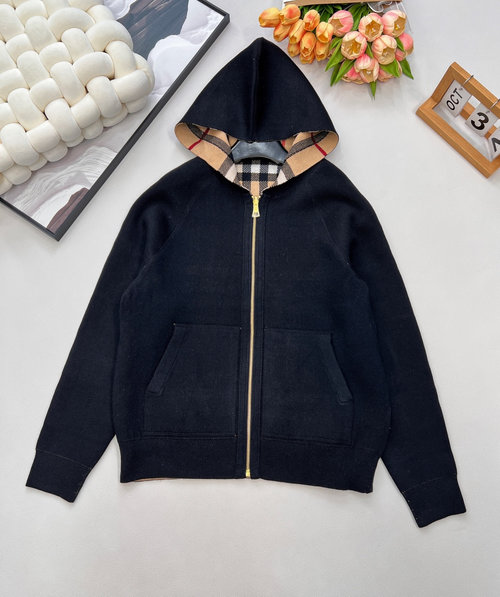 Burberry Double-sided Warhorse Pattern Wool Cardigan, Retro