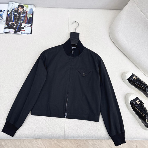 Bottega Veneta Inverted Triangle Folding Design Jacket