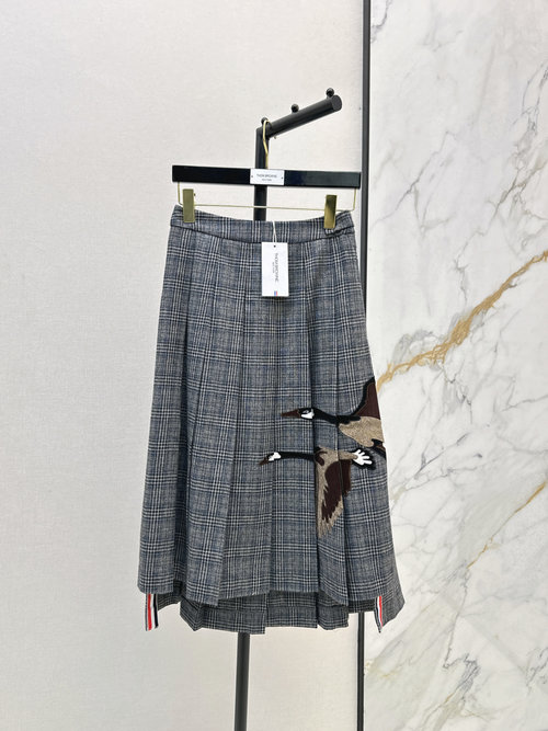 Thom Browne Exclusive TB Series Goose Embroidery Checked Long Skirt