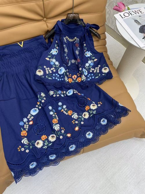 Valentino Navy Linen Embroidered Set for a Relaxed Style