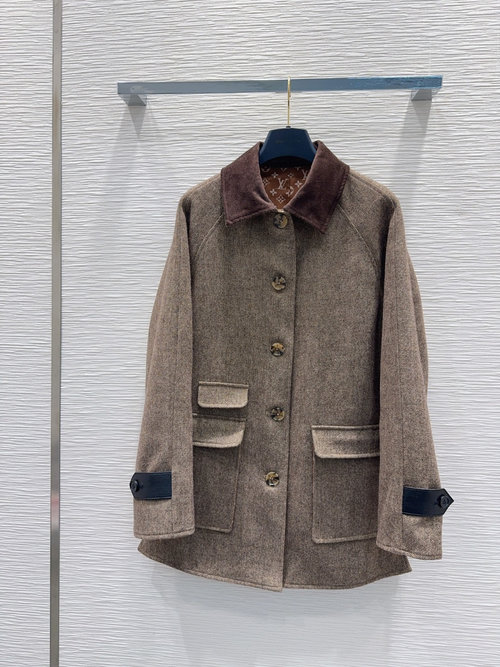 Louis Vuitton Classic British-Style Imported Fabric Coat