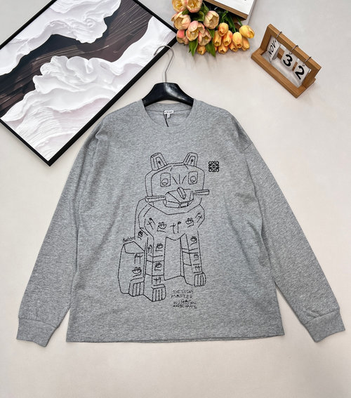Louis Vuitton Lucky Cat Long-Sleeve T-Shirt in Retro Style
