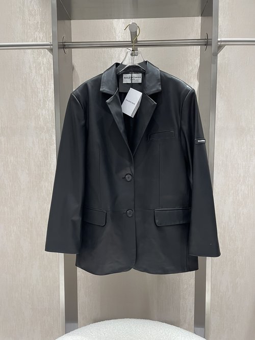 Balenciaga Expanded Casual Lapel Suit Jacket with Excellent Fit