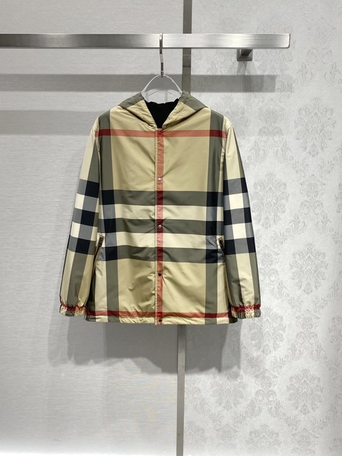 Burberry Classic Plaid Reversible Coat for All