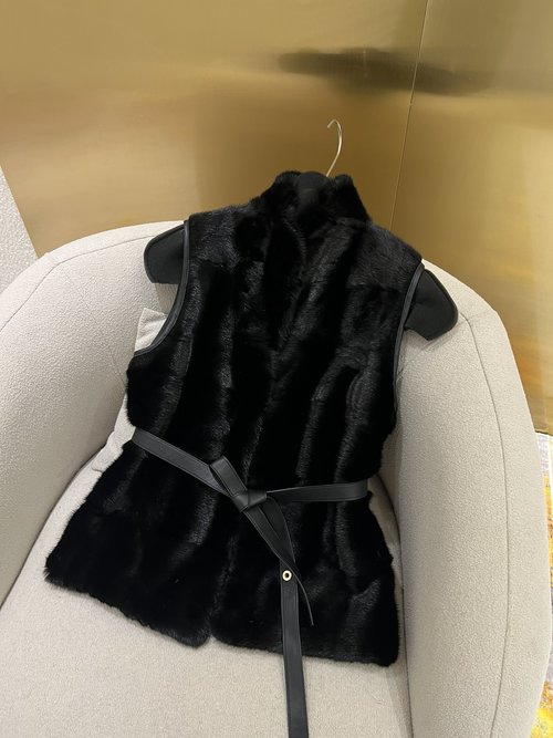 Loro Piana Imported Mink and Cashmere Vest with Sheepskin Trim, Comfortable and Stylish