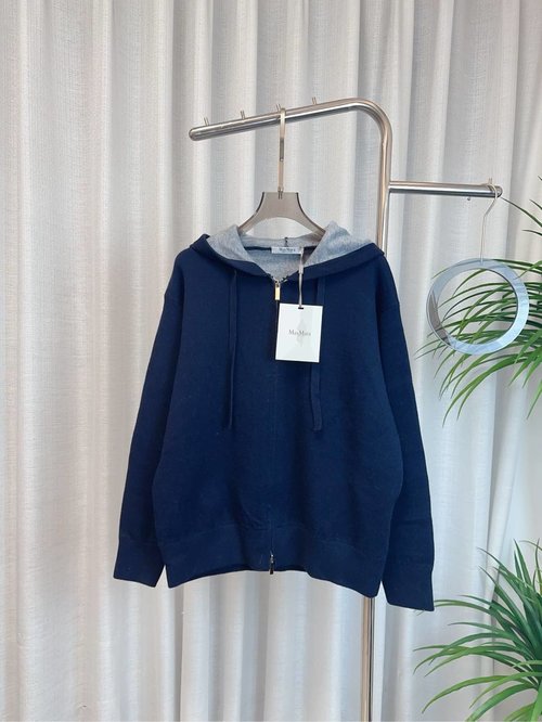 Max Mara Back Jacquard Logo Wool Zip Hoodie, Soft and Sophisticated