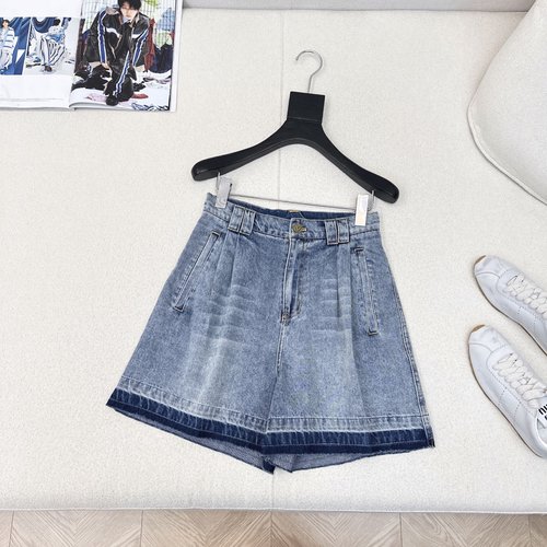 Valentino Contrast Leather-labeled Cuffed Denim Shorts