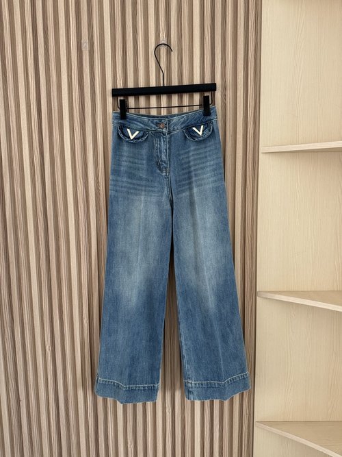 Valentino V-metal Accented Straight-leg Wide-leg Jeans in Premium Denim
