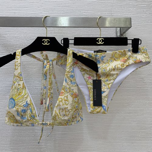 Versace Medusa Pin Buckle Decorated Lingerie Set