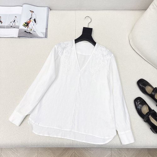 Brunello Cucinelli Elegant Embroidered Floral Linen Top