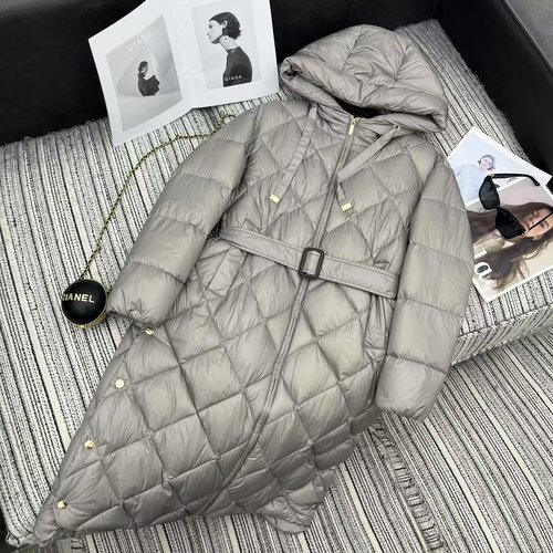 Max Mara Recommended: Max Series Hooded Checked Long Down Jacket with Waist Belt