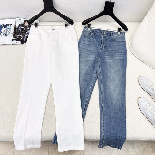 Brunello Cucinelli Retro Washed Wide-Leg Jeans for Slimming