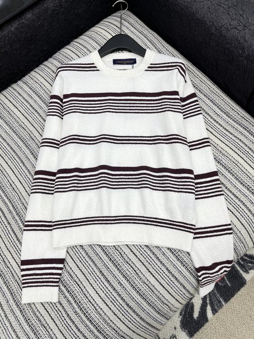 Louis Vuitton Elastic Knit Sweater with Stripes, High-quality Texture and Color Scheme