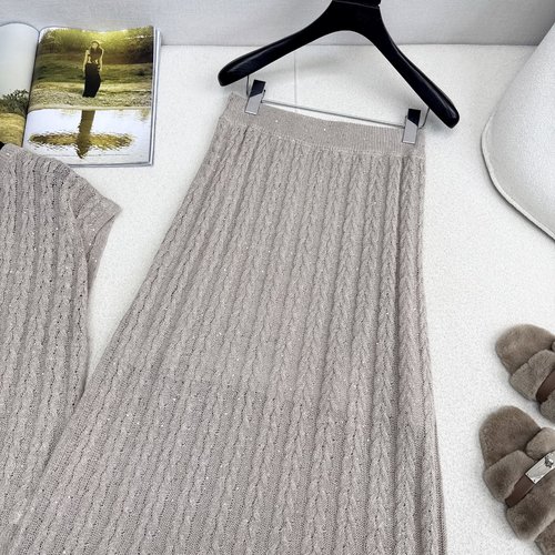 Brunello Cucinelli Exclusive High-End Hollow Linen Beaded Sleeveless Vest, V-Neck Cardigan and Skirt Set