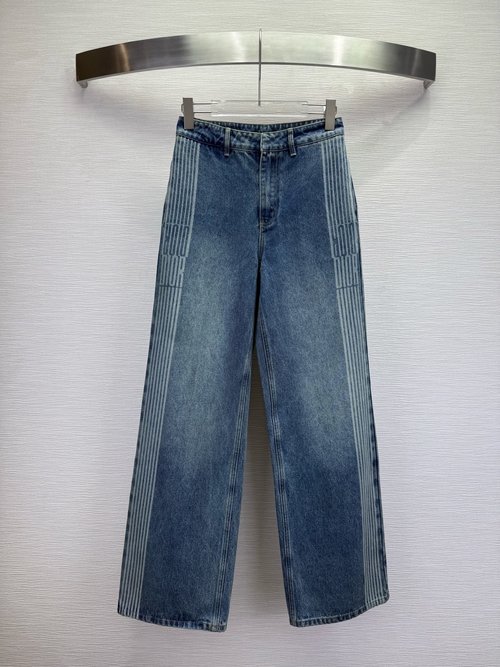 Dior Wide-Leg Jeans with Letter Stripes and Badge Decoration