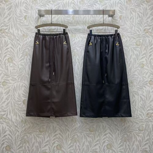 Valentino Leather Skirt with Metal Triangle Ornament, Modern and Stylish
