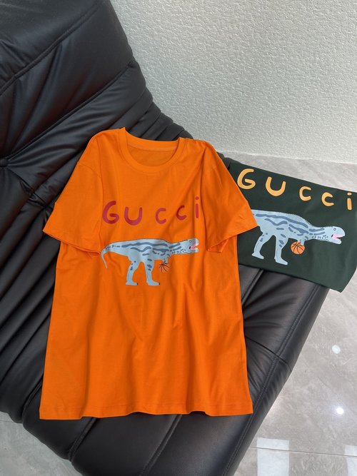 Gucci Dinosaur and Letter Print Short-Sleeve Tee