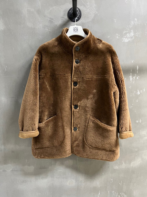 Loewe Fur Blend, Versatile Style, Imported Basha Wool