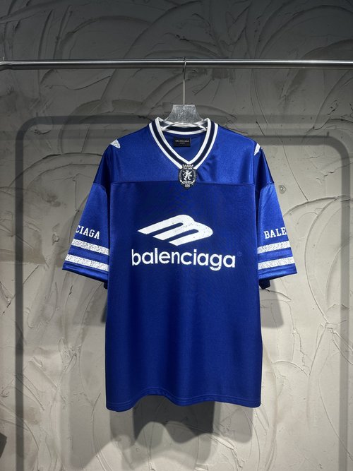 Balenciaga Football Collection Short Sleeve Jersey: Iconic and Fashionable