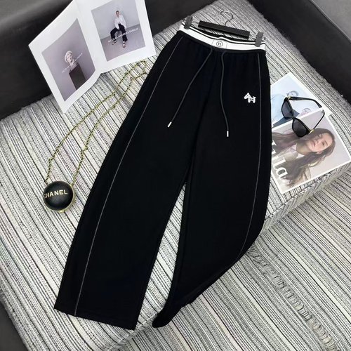 Hermes Casual Straight-Leg Pants with Color-Blocked Waist and Puppy Patterns