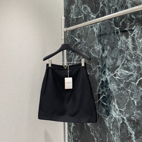 Valentino Classic A-line Skirt with Metal V Logo, Stylish