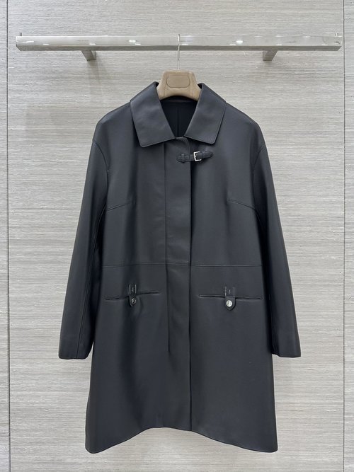 Hermes Luxurious Lambskin Trench Coat with Fine Craftsmanship