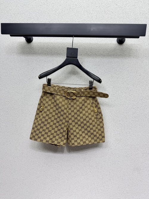 Gucci Khaki Jacquard Shorts with Belt, Trendy