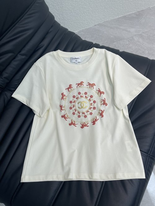 Chanel Horse Embroidery and Double-C Logo Round Neck T-Shirt