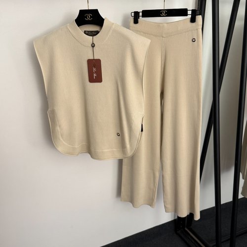 Loro Piana Metal - Decorated Knit Vest and High - Waist Pants Set
