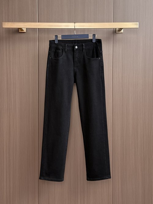 Loewe High - elastic Jeans with Premium Wash and Good Fit