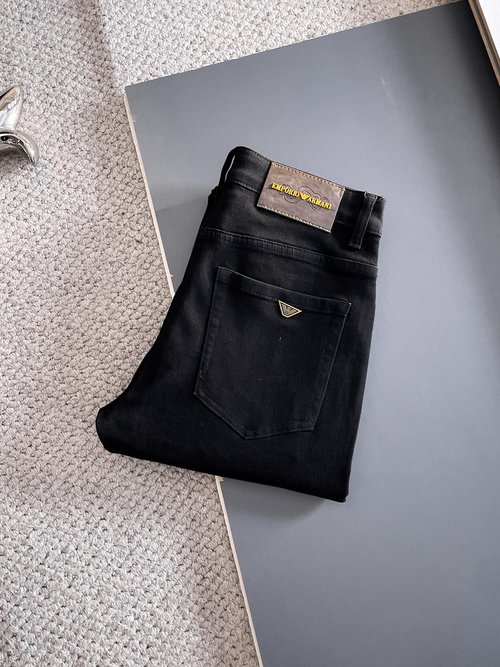Armani High-Elasticity Breathable Jeans with Fine Details