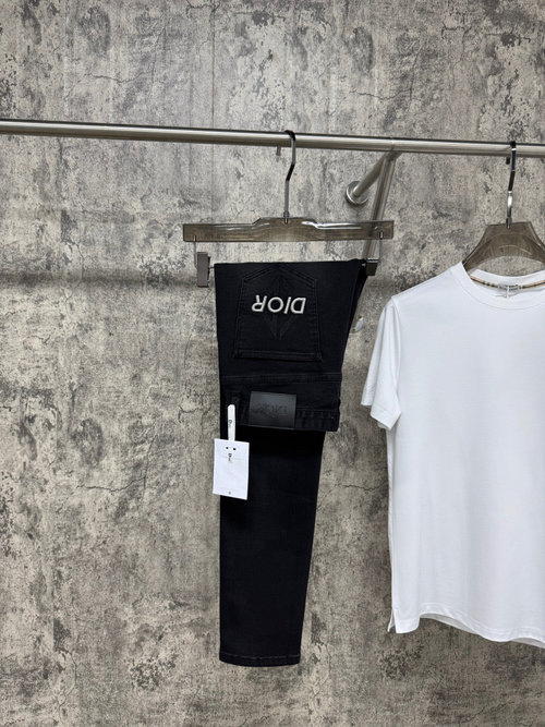 Dior Elastic and Classic All-around Wear Jeans