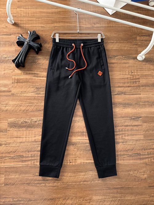 Hermes Business Casual Pants with Soft Fabric and Classic Details
