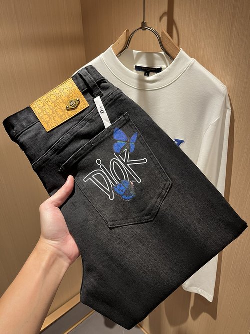 Dior Water-washed Straight-leg Jeans, Versatile and Stylish