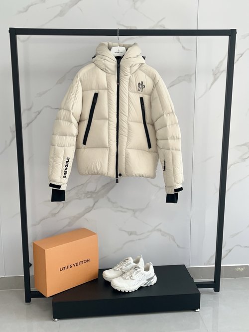 Hermes Waterproof Down Jacket for Outdoor Activities