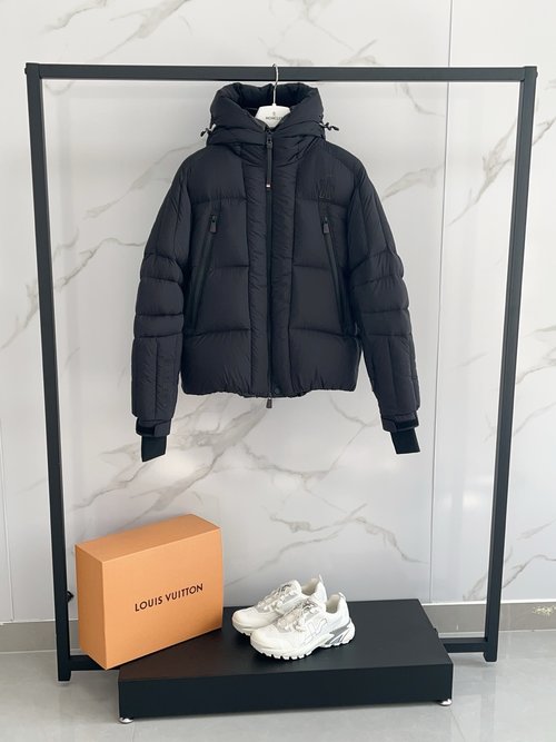 Hermes Comfortable Warm Down Jacket for Outdoor