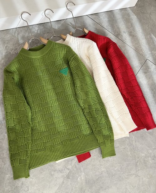 Bottega Veneta Solid Color Knitted Woolen Sweater with Leather Logo