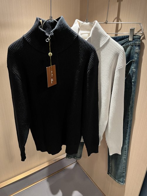 Loro Piana Comfortable Knitted Wool Sweater for Commute