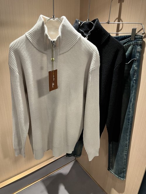 Loro Piana Comfortable Knitted Wool Sweater for Commute