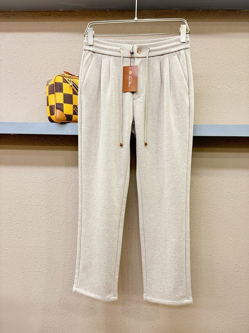 Loro Piana Luxury Wool Suit with Logo Design