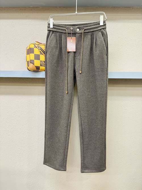 Loro Piana Luxury Wool Suit with Classic Logo