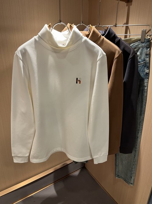 Hermes Upgraded Fleece Long - Sleeve T - Shirt with Logo