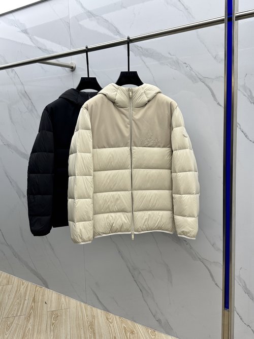 Moncler Fashionable Down Jacket, Lightweight and Warm