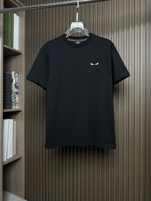 Fendi Black Casual Round Neck Short Sleeve T-Shirt