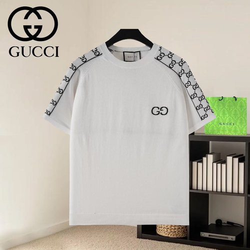 Gucci Cotton Knitted T - shirt with Jacquard Technique